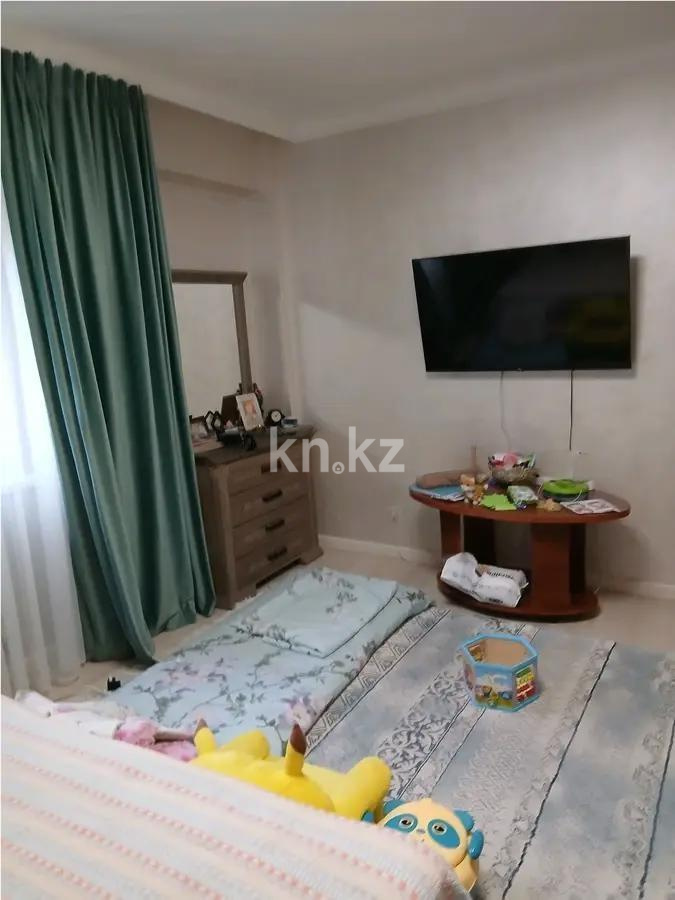 Продажа 2-комнатной квартиры, 87 м², ул. Богенбай батыра, дом  23/3 в Алматы - фото 2