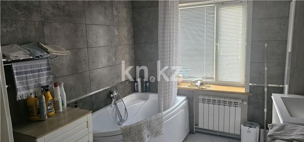 Продажа 4-комнатной квартиры, 79 м² в Караганде - фото 6