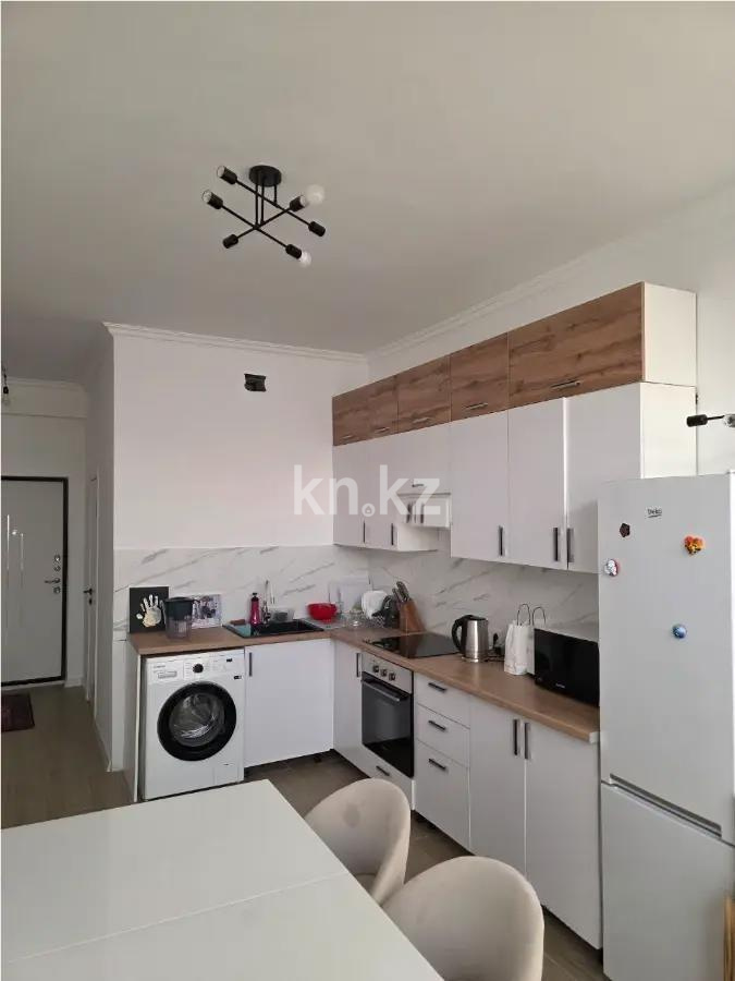 Продажа 1-комнатной квартиры, 46 м², ул. Утепова, дом  20 в Алматы - фото 2