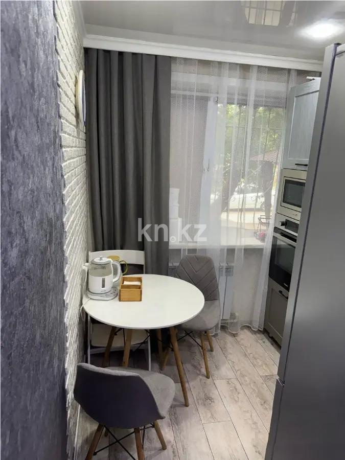 Продажа 2-комнатной квартиры, 47 м², ул. Муканова, дом  12 в Караганде - фото 2