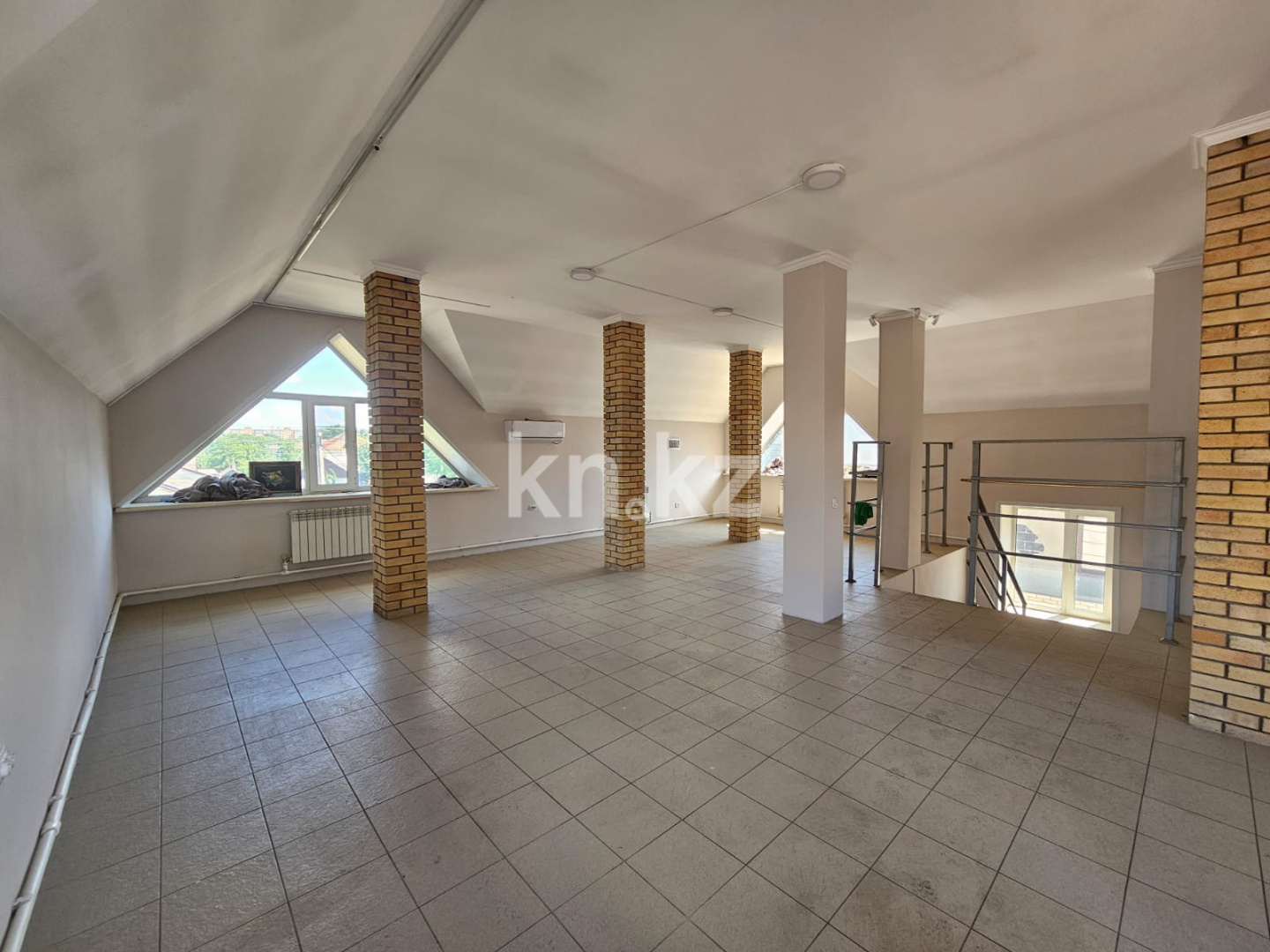 Продажа , 414 м², ул. Кирпичная, дом  46 в Караганде - фото 8