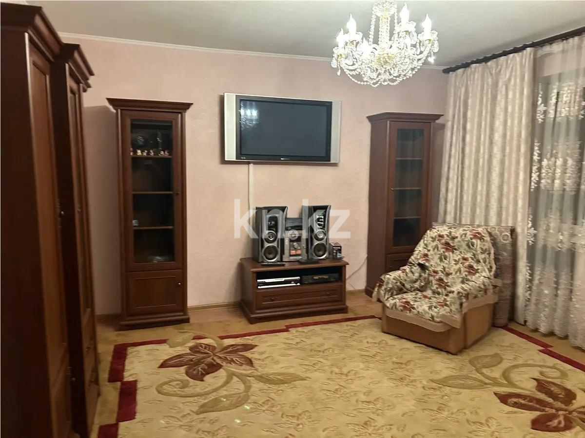 Продажа 4-комнатной квартиры, 85 м², мкр-н Степной-4, дом  11 в Караганде