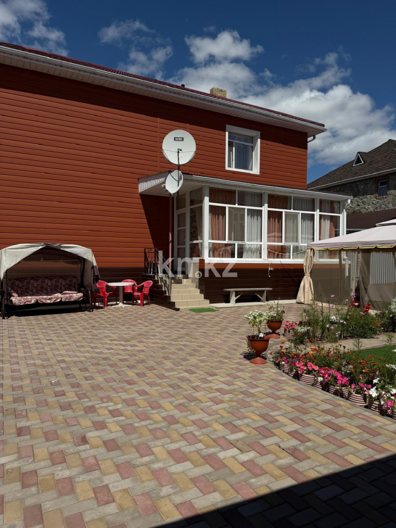 Продажа 7-комнатного дома, 370 м² в Караганде - фото 9