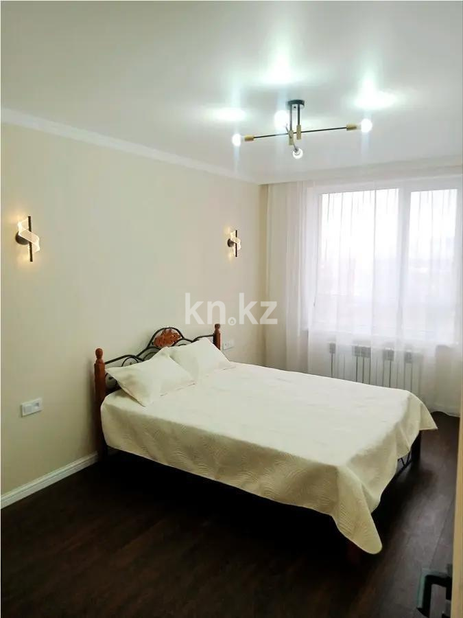 Продажа 3-комнатной квартиры, 83 м², ул. Утепова, дом  31 в Алматы - фото 2