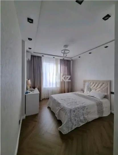 Продажа 4-комнатной квартиры, 127 м², пр. Абая, дом  165/1 в Алматы - фото 2