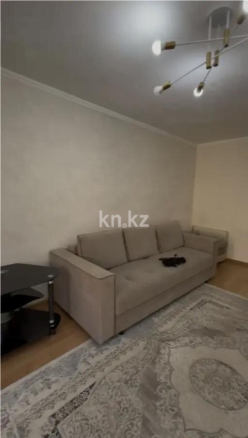 Продажа 1-комнатной квартиры, 35 м² в Астане