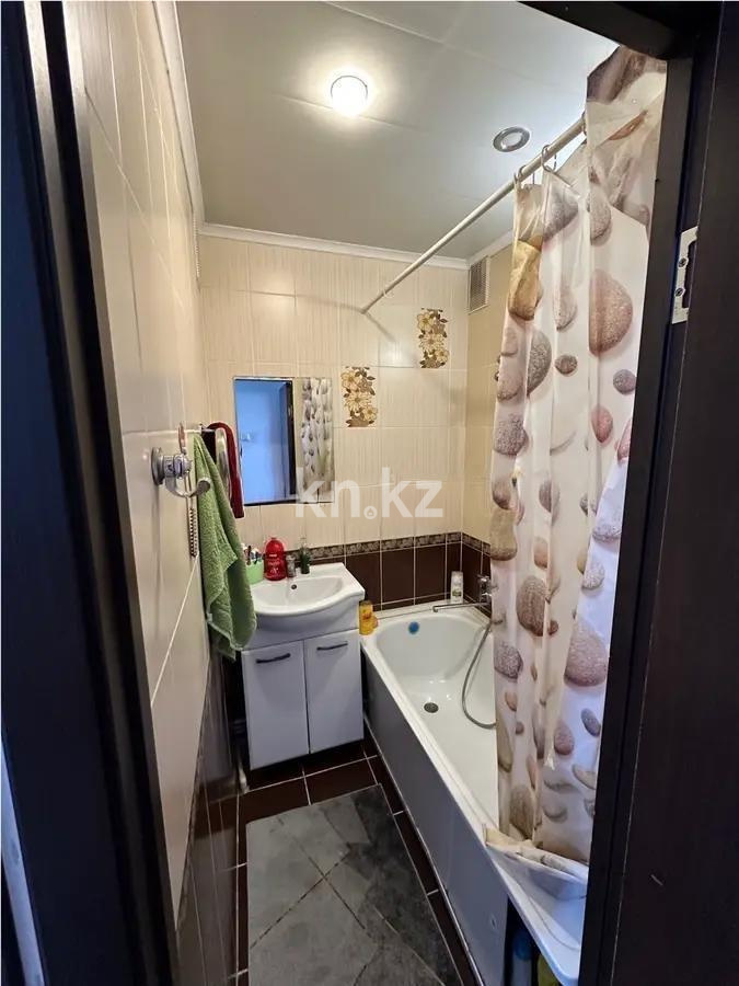 Продажа 4-комнатной квартиры, 76 м², мкр-н Восток-2, дом  17 в Караганде - фото 7