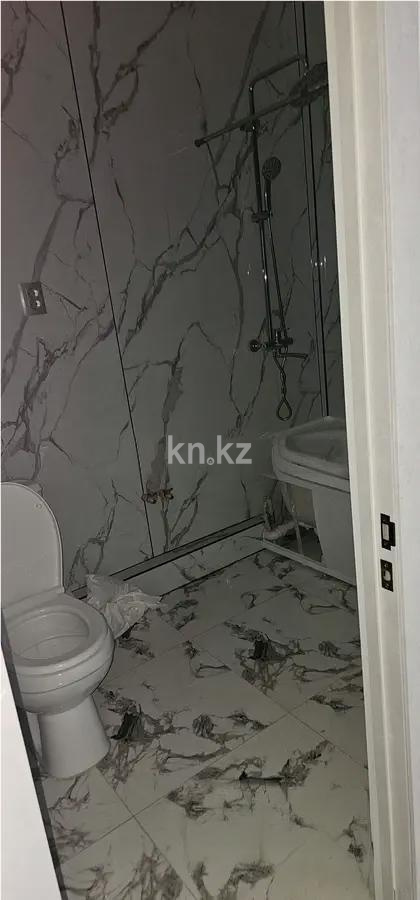 Продажа 2-комнатной квартиры, 58 м², ул. Омарова, дом  1 в Алматы - фото 4