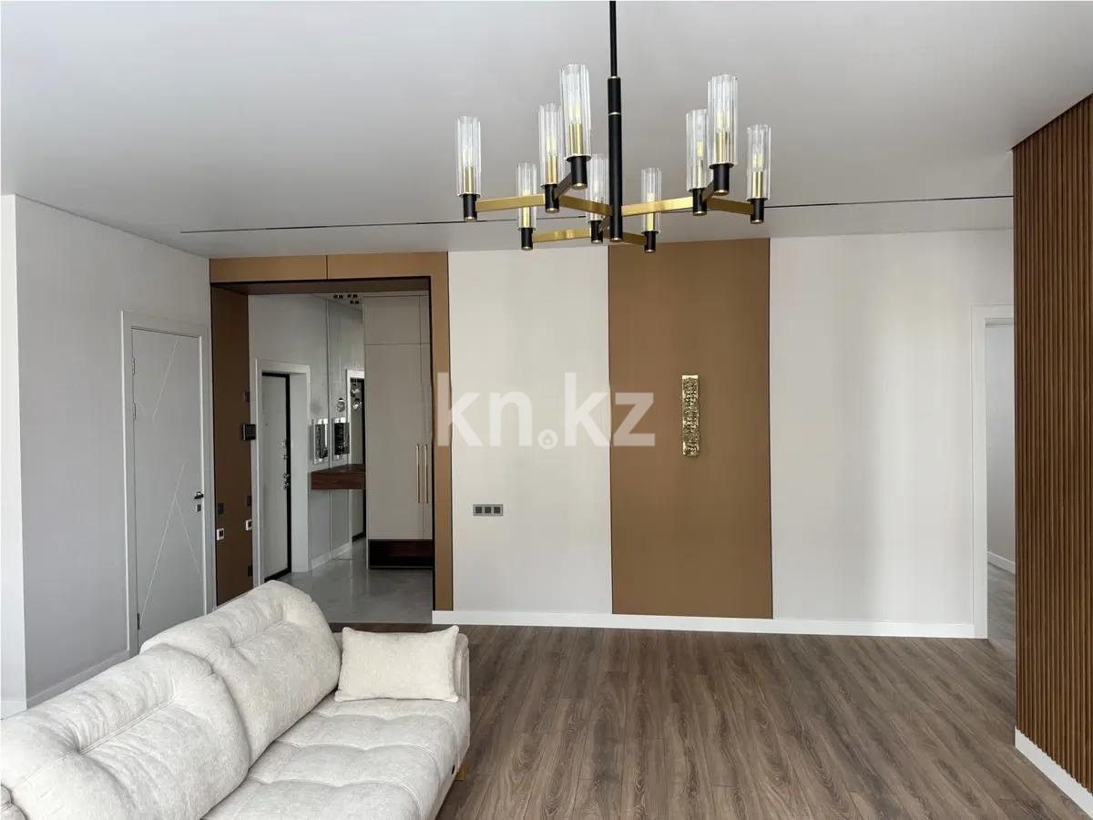 Продажа 3-комнатной квартиры, 95 м², ул. Дюсембекова, дом  83/2 в Караганде - фото 2