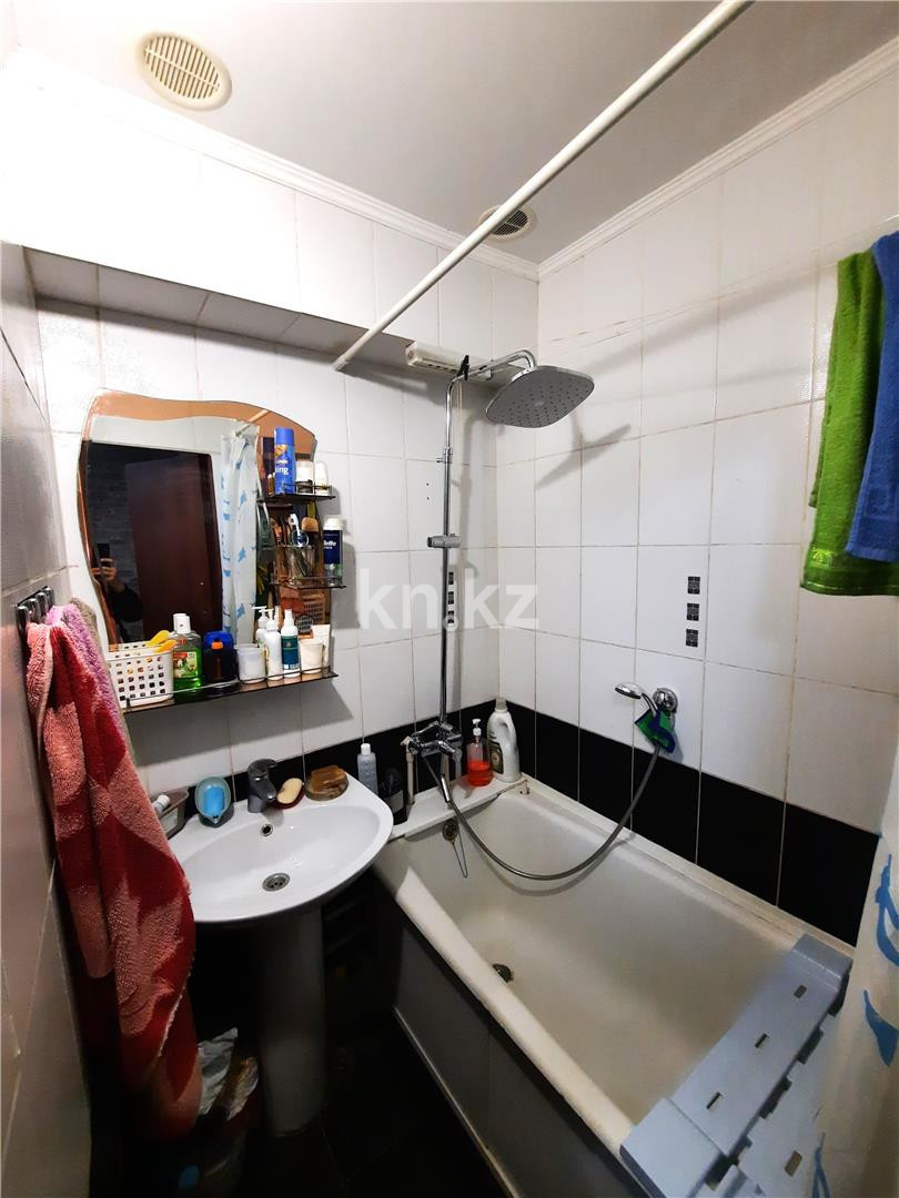 Продажа 2-комнатной квартиры, 42 м², 19-й мкр. в Караганде - фото 7