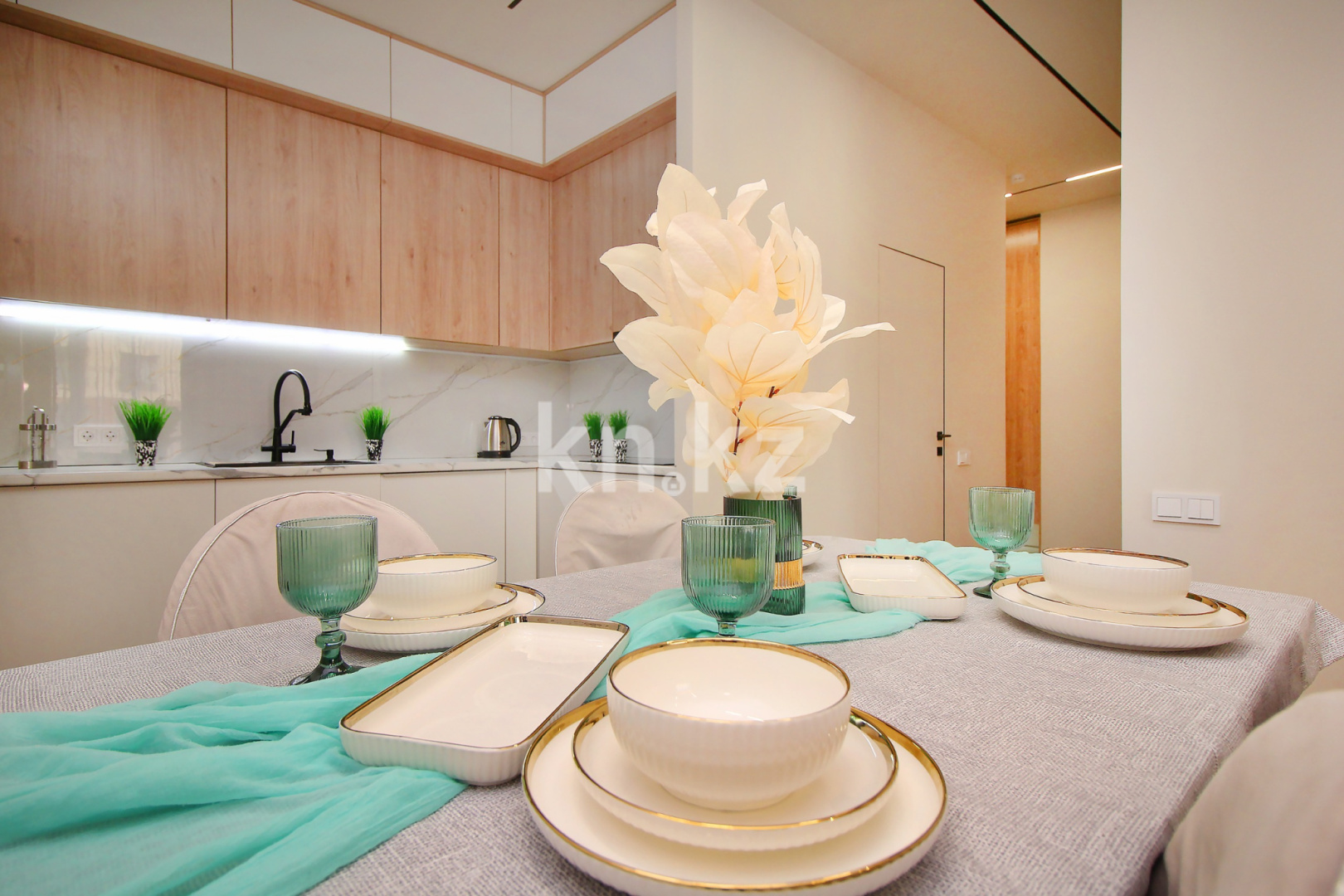 Аренда 3-комнатной квартиры посуточно, 65 м² в Алматы - фото 16