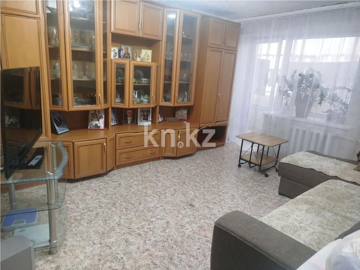 Продажа 3-комнатной квартиры, 63 м², мкр-н 19, дом  43 в Караганде