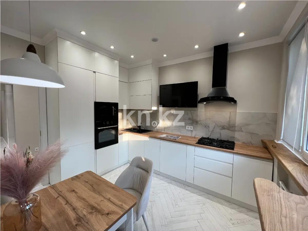 Продажа 3-комнатной квартиры, 72.7 м² в Алматы - фото 4