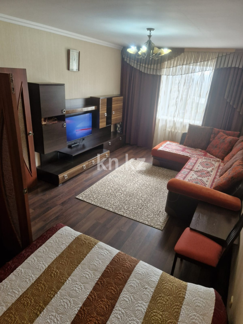 Аренда 1-комнатной квартиры посуточно, 45 м², ул. Кенесары, дом  1 - ул. Кумисбекова в Астане - фото 3