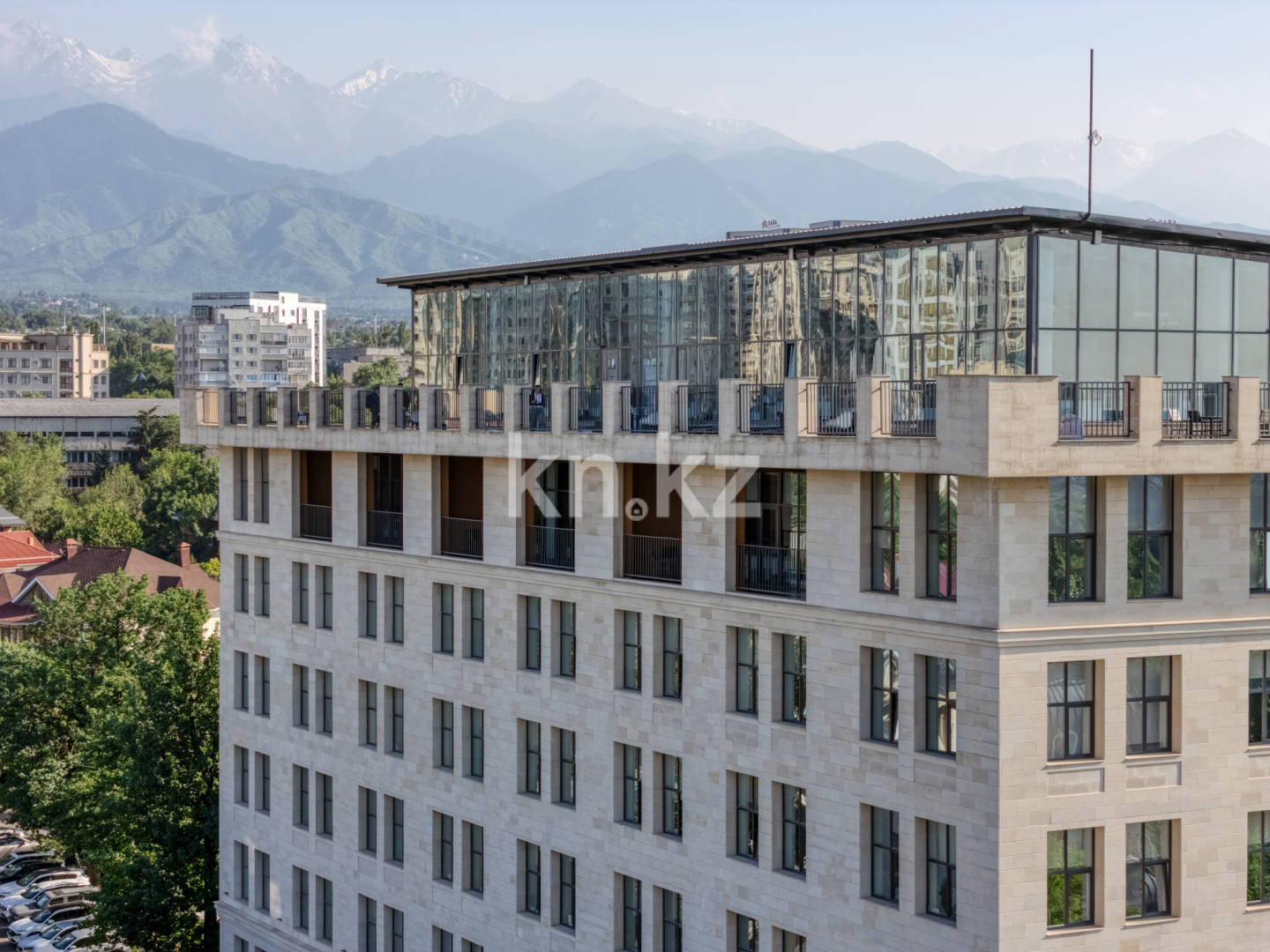 Аренда , ул. Ходжанова, дом  2/2 в Алматы - фото 13