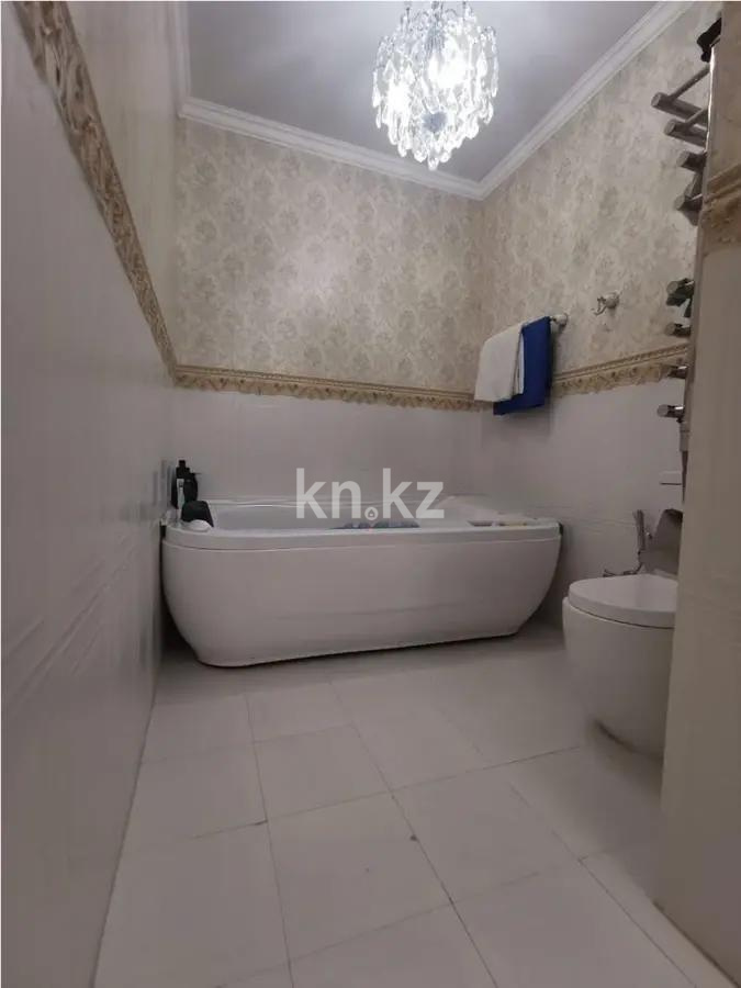 Продажа 2-комнатной квартиры, 108 м², ул. Толе би, дом  286/5 в Алматы - фото 7