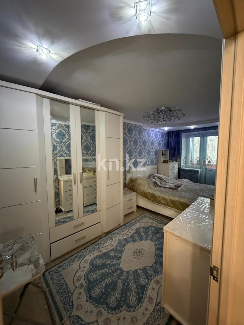 Продажа 4-комнатной квартиры, 80 м², пр. Строителей в Караганде - фото 7
