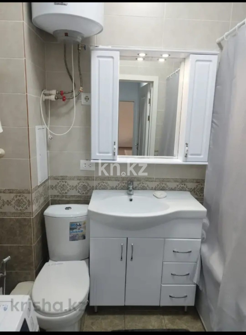 Продажа 2-комнатной квартиры, 60 м², ул. Муканова, дом  49/10 в Караганде - фото 7