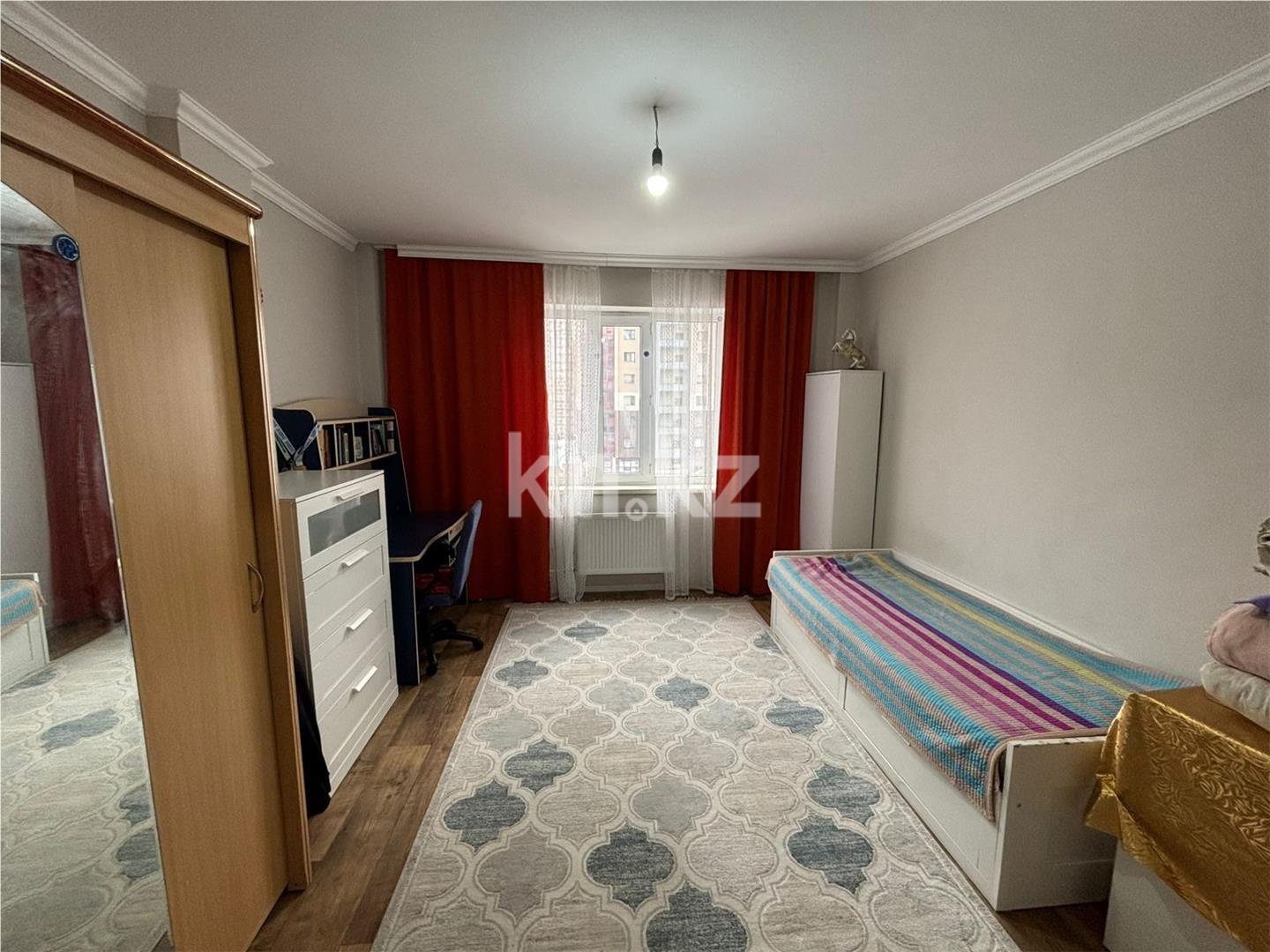 Продажа 3-комнатной квартиры, 80 м², ул. Сарыарка в Караганде - фото 3