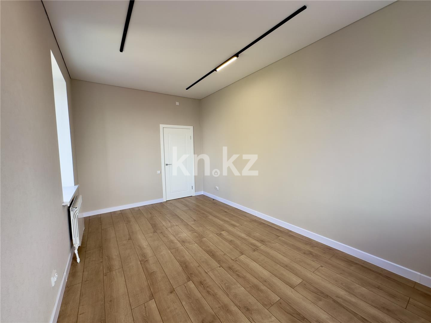 Продажа 3-комнатной квартиры, 97 м², пр. Шахтеров, дом  68 в Караганде - фото 14