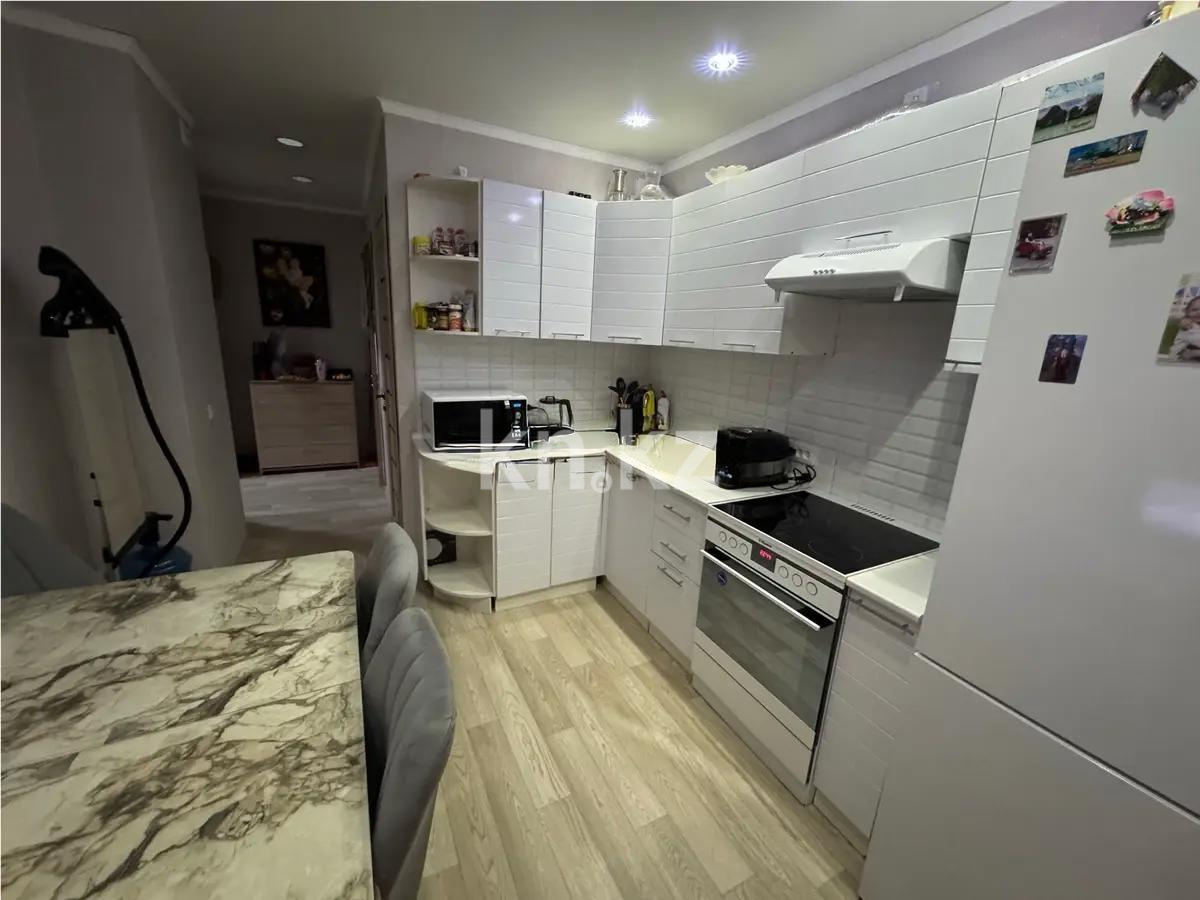 Продажа 1-комнатной квартиры, 33 м², мкр-н Орбита-1, дом  37 в Караганде - фото 2