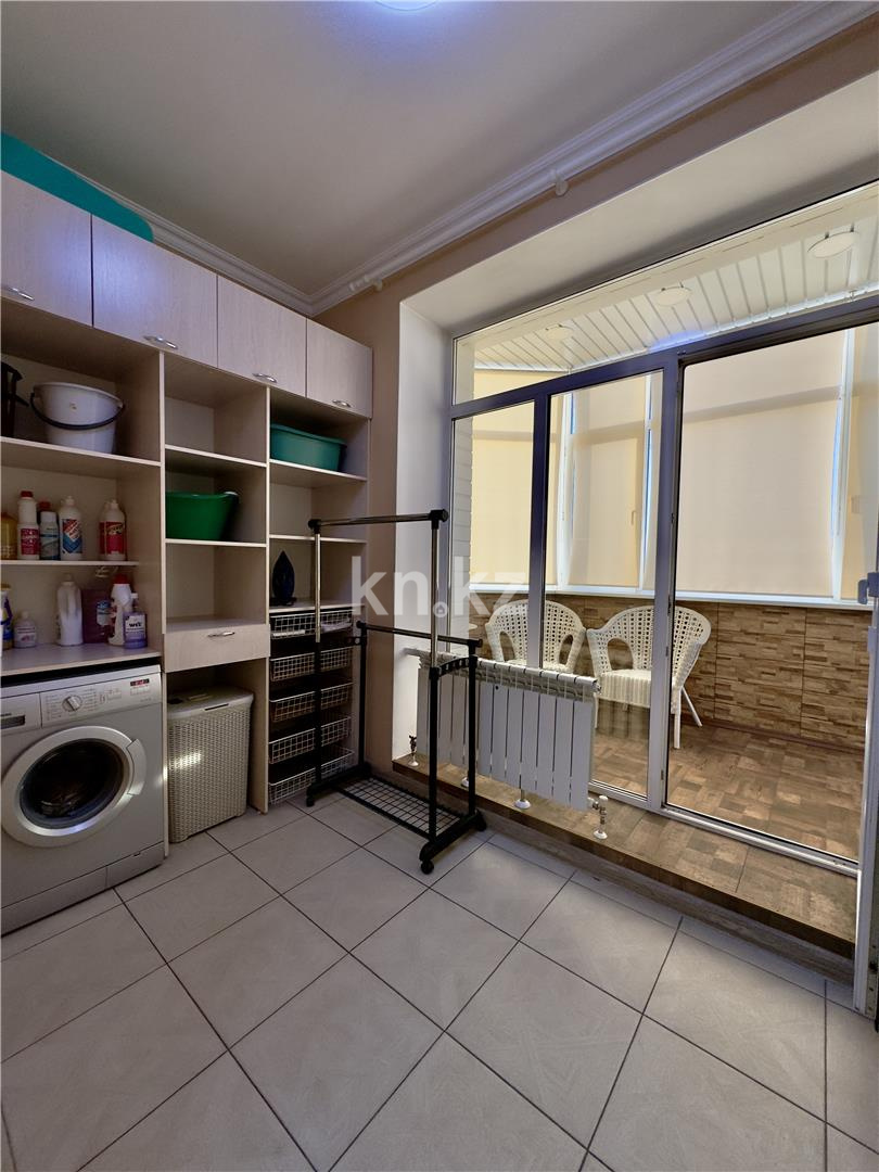 Продажа 5-комнатной квартиры, 217 м² в Караганде - фото 14