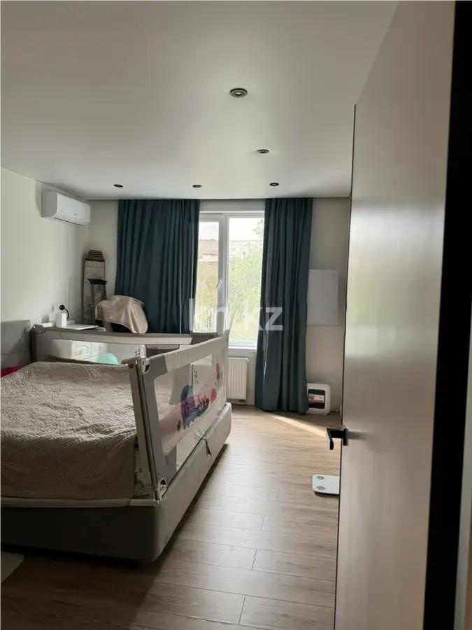 Продажа 2-комнатной квартиры, 70 м² в Алматы