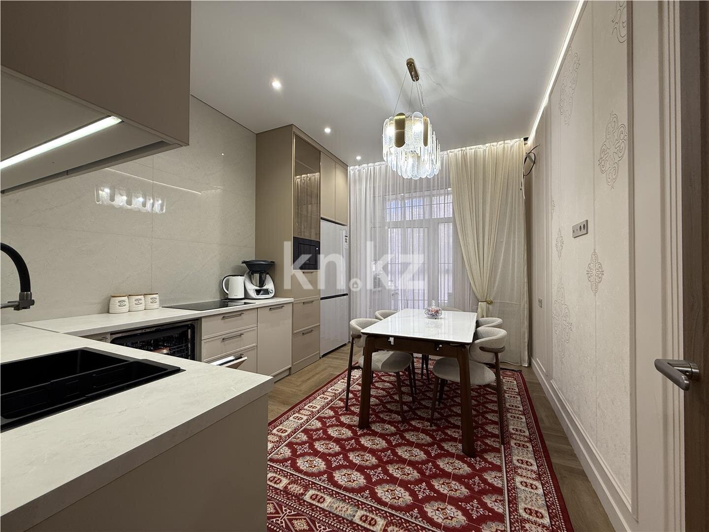 Продажа 4-комнатной квартиры, 130 м² в Караганде - фото 14