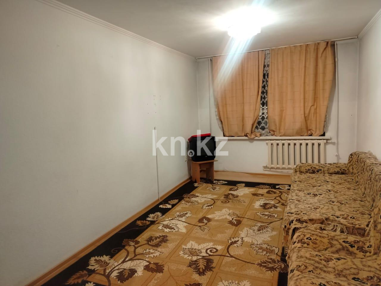 Продажа 3-комнатной квартиры, 65 м², мкр-н 15 в Караганде - фото 2