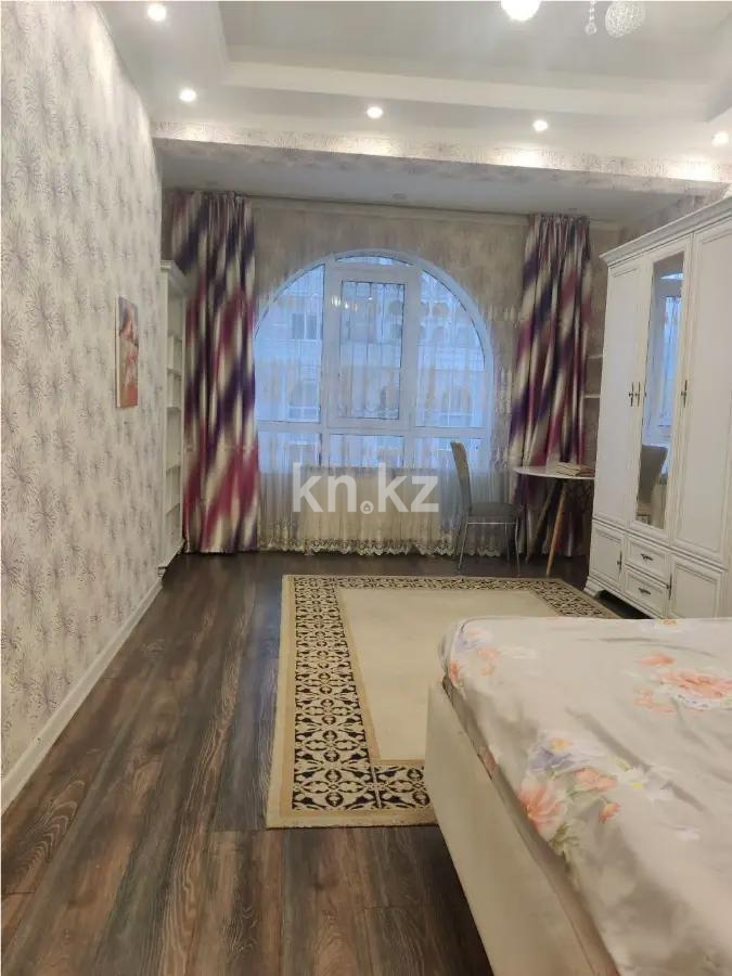 Продажа 4-комнатной квартиры, 142 м², ул. Навои, дом  208/6 в Алматы - фото 3