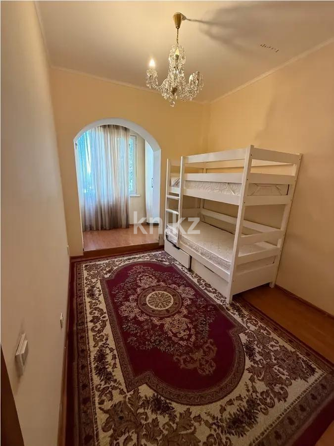 Продажа 3-комнатной квартиры, 106.2 м², ул. Басенова, дом  27а в Алматы - фото 2
