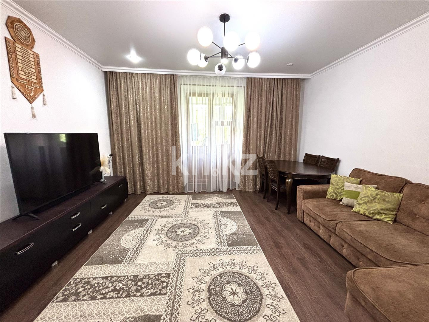 Продажа 3-комнатной квартиры, 76 м², ул. Абая в Караганде