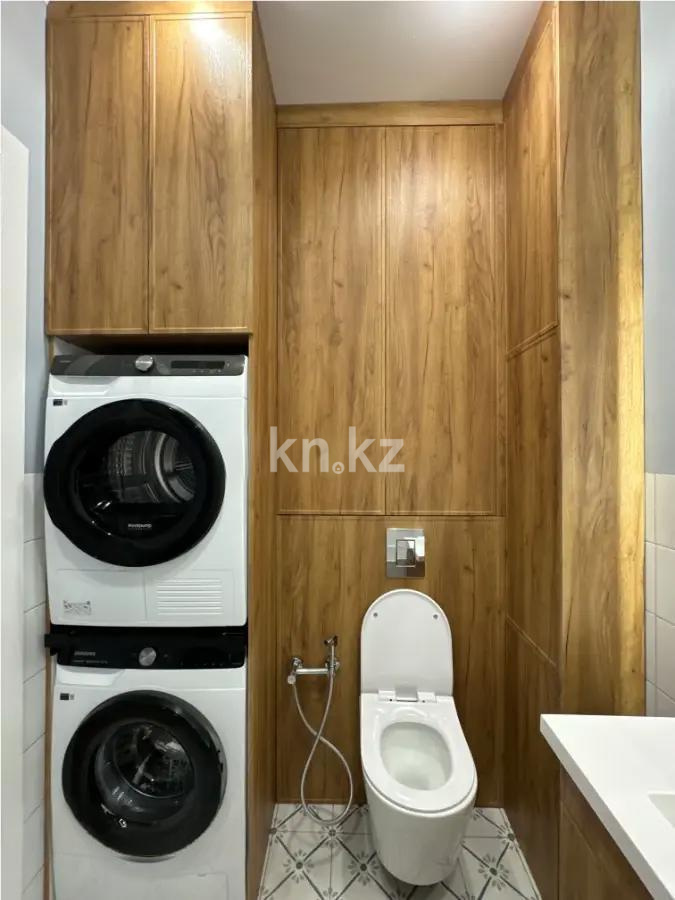 Продажа 3-комнатной квартиры, 102 м², пр. Аль-Фараби, дом  7/3 в Астане - фото 5