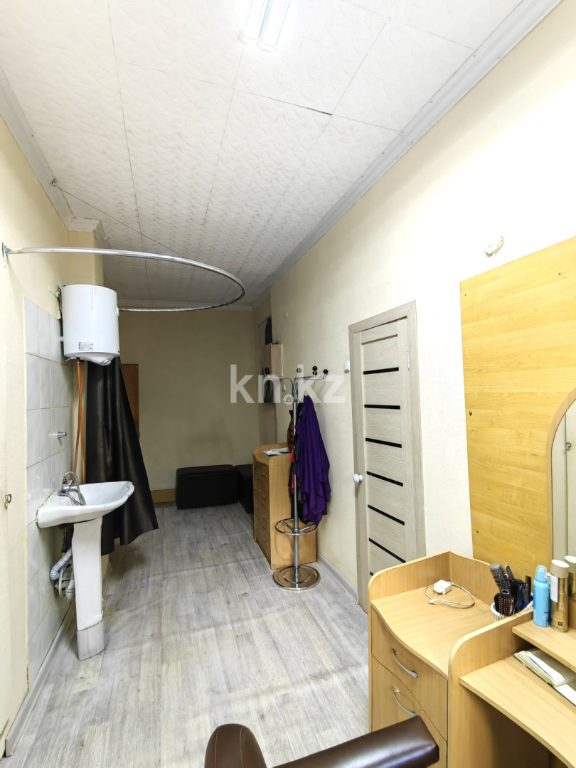 Продажа , 60 м², пр. Бухар-жырау, дом  96 в Караганде - фото 8