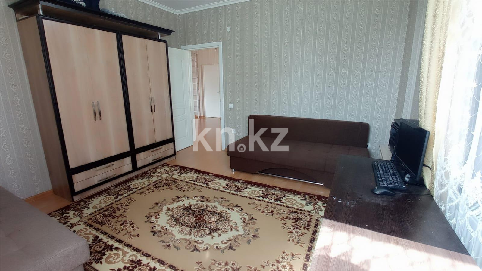 Продажа 2-комнатной квартиры, 65 м², ул. Аманжолова в Астане - фото 6