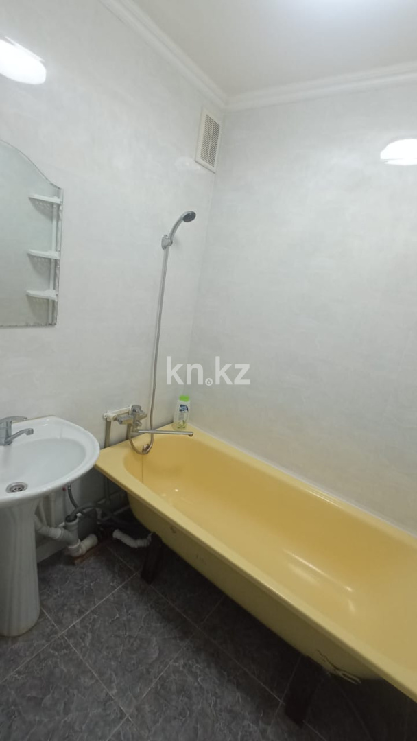 Продажа 2-комнатной квартиры, 50 м², мкр-н Мамраева (Восток-5), дом  5 в Караганде - фото 4