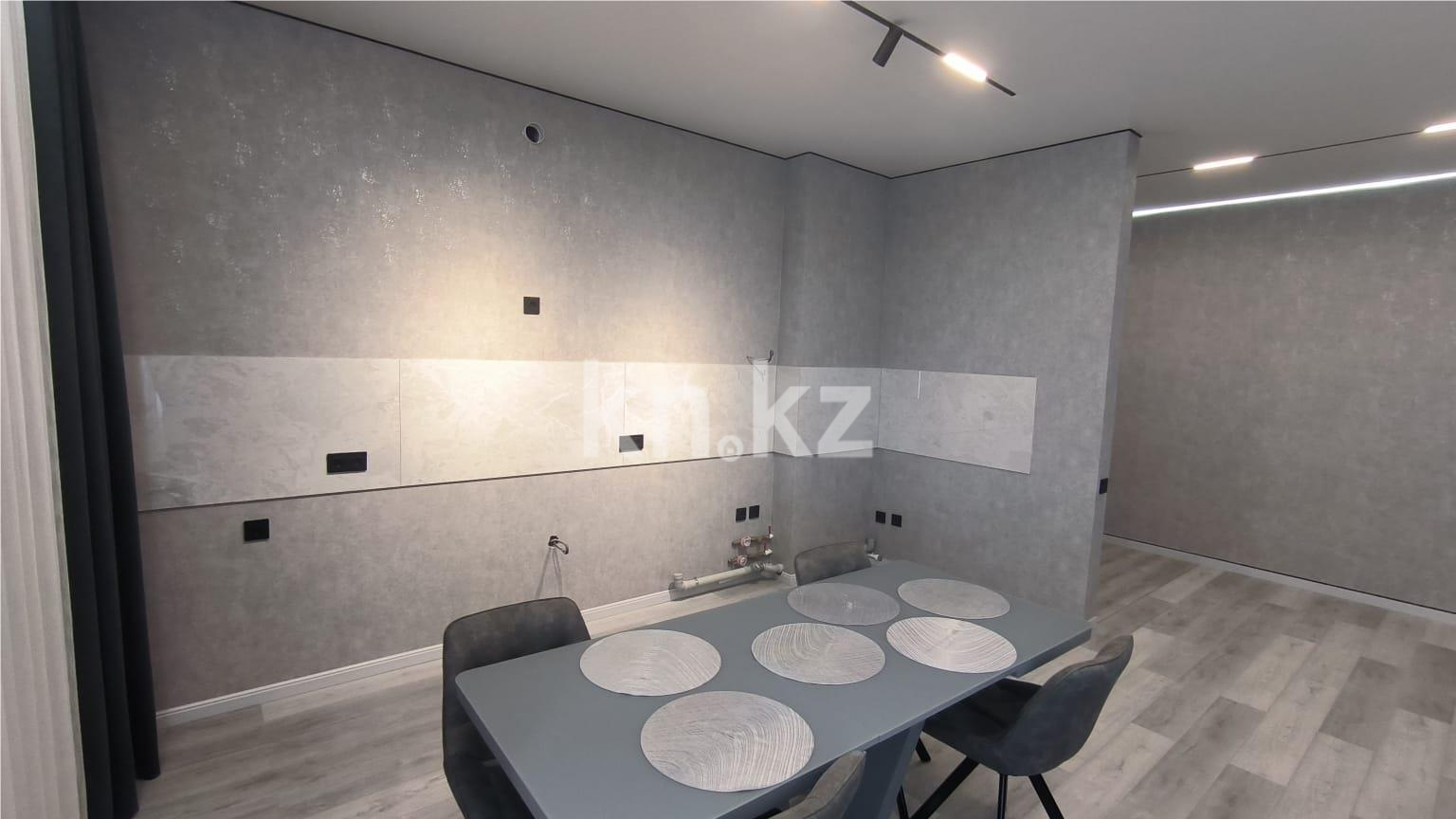 Продажа 2-комнатной квартиры, 72 м², ул. Университетская в Караганде - фото 4