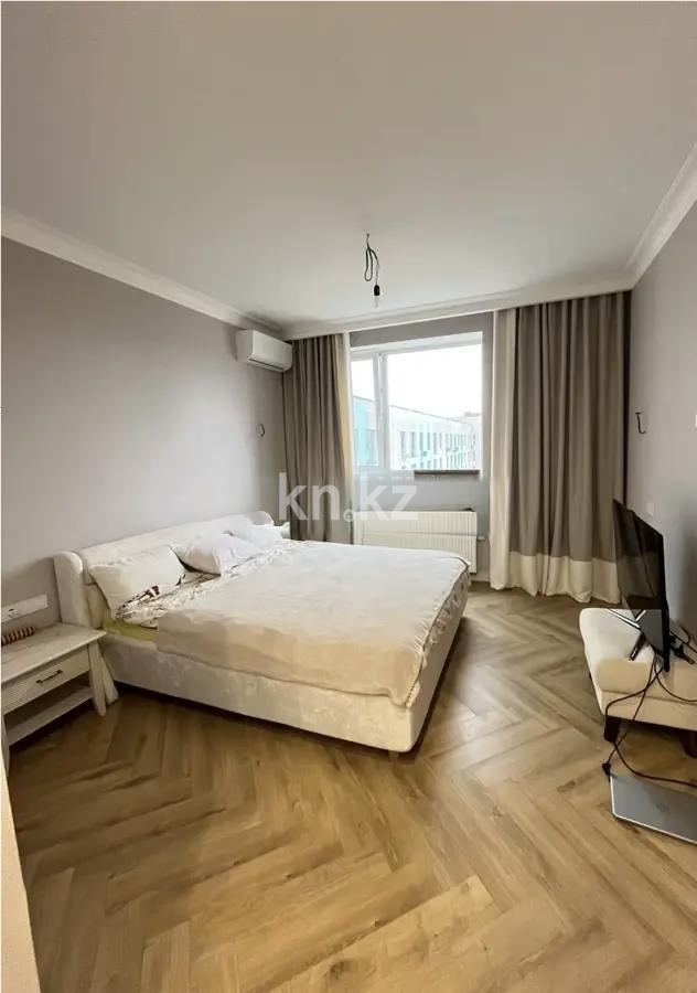 Продажа 4-комнатной квартиры, 135 м², ул. Бокейхана, дом  16 в Астане - фото 2