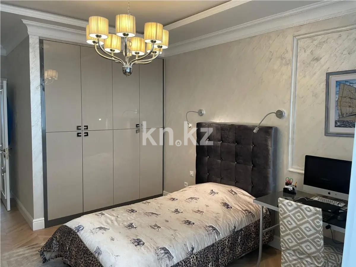 Продажа 5-комнатной квартиры, 220 м², ул. Достык, дом  10 в Астане - фото 5