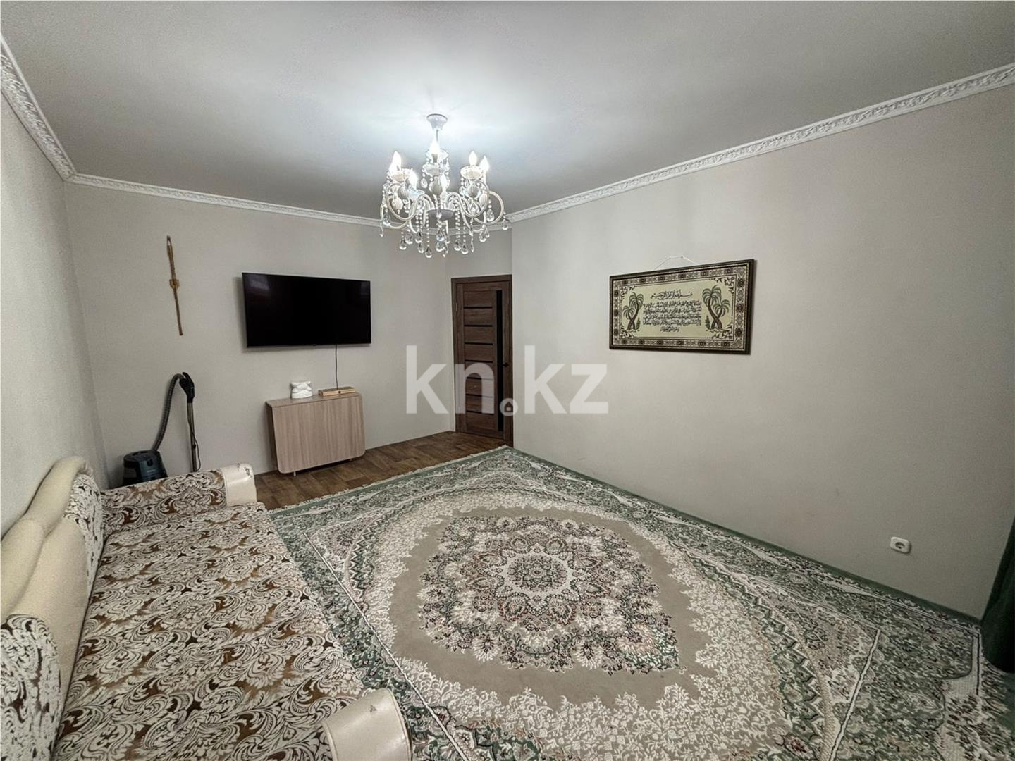Продажа 3-комнатной квартиры, 80 м², ул. Сарыарка в Караганде - фото 2
