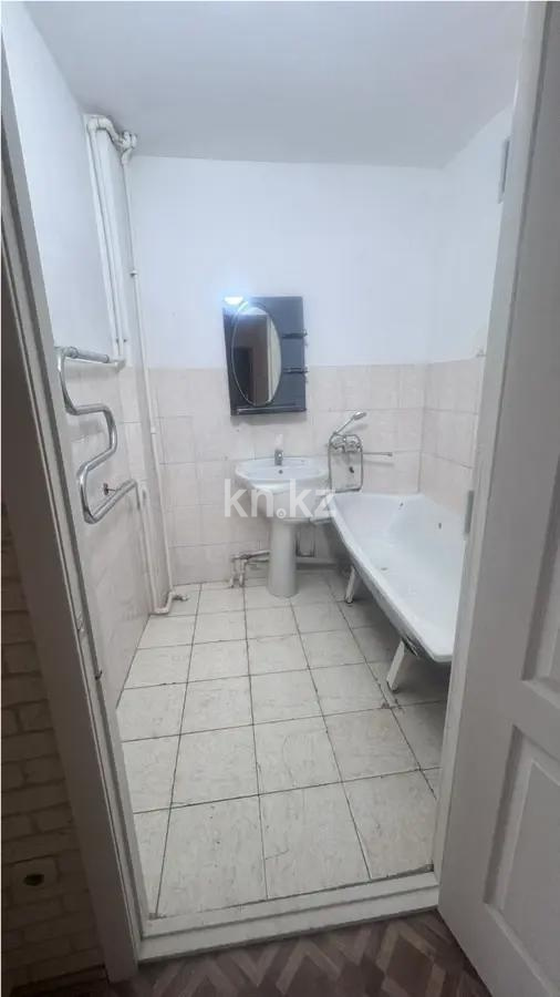 Продажа 2-комнатной квартиры, 62.2 м² в Алматы - фото 4