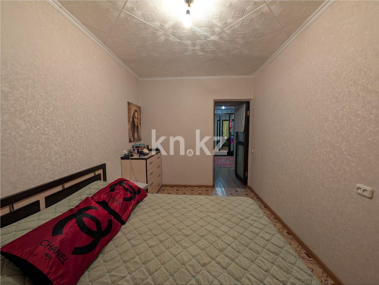 Продажа 2-комнатной квартиры, 50 м², 11 кв-л, дом  15 в Караганде - фото 4