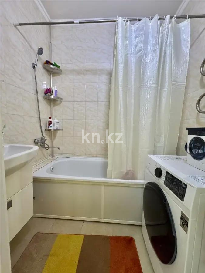 Продажа 3-комнатной квартиры, 77 м², ул. Кургальжинское шоссе, дом  27/3 в Астане - фото 4