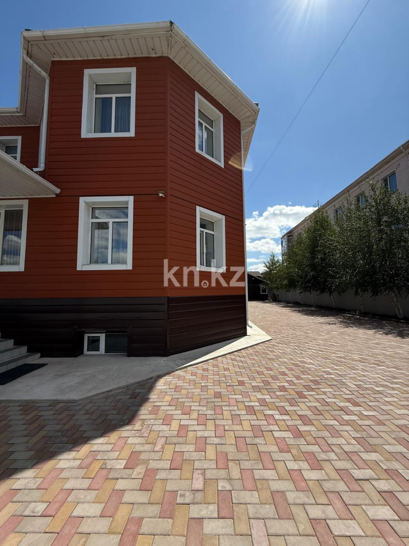 Продажа 7-комнатного дома, 370 м² в Караганде - фото 8