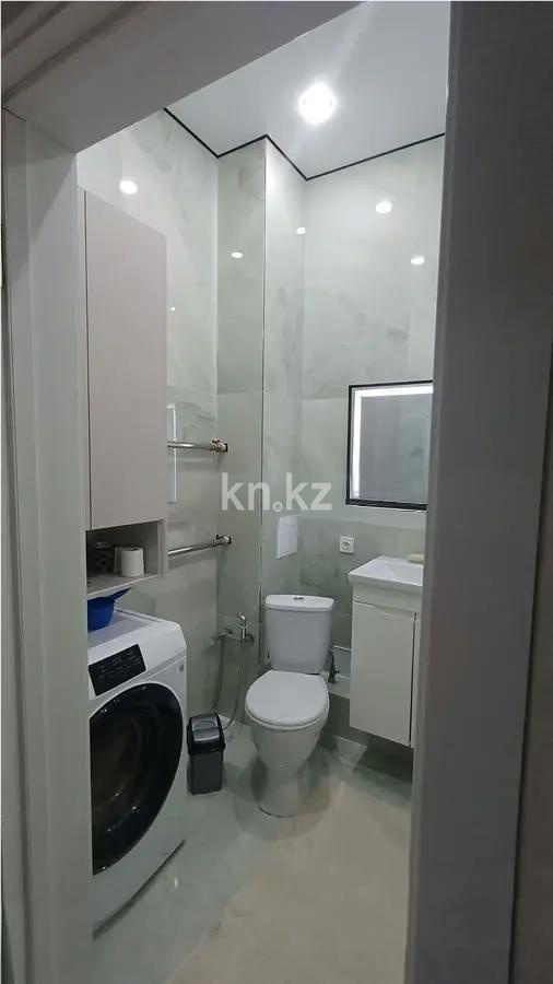 Продажа 1-комнатной квартиры, 40 м², ул. Райымбек батыра, дом  54 в Астане - фото 4