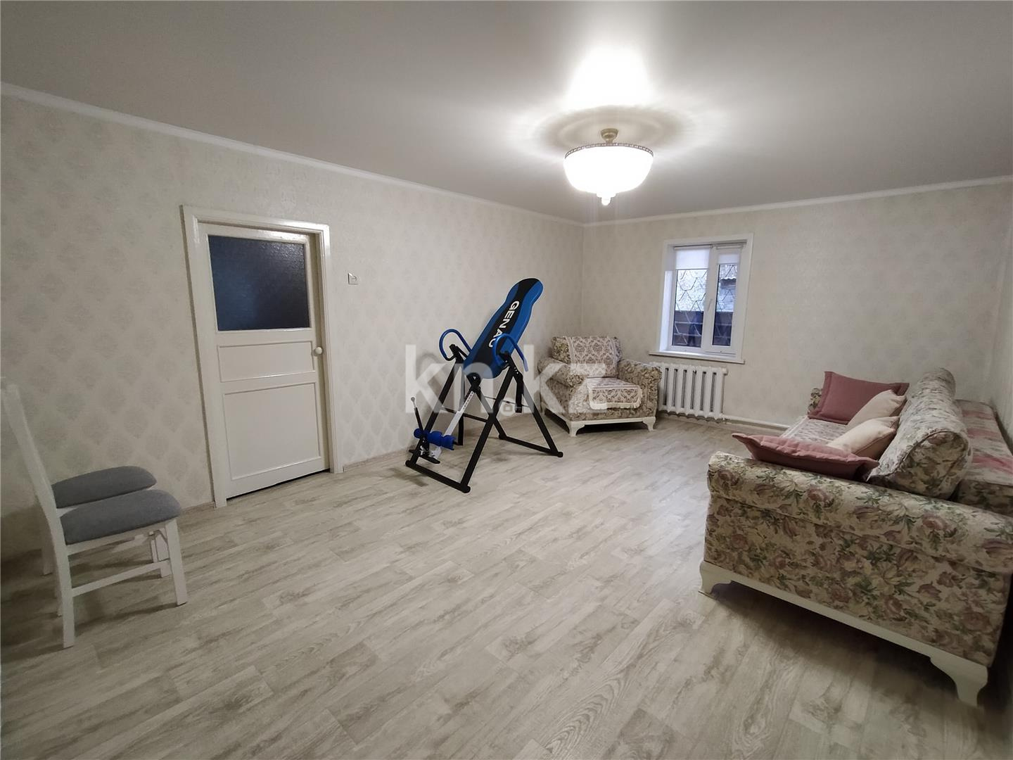 Продажа 4-комнатного дома, 90 м², ул. Чехова в Караганде