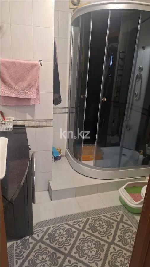 Продажа 3-комнатной квартиры, 65 м² в Алматы - фото 4