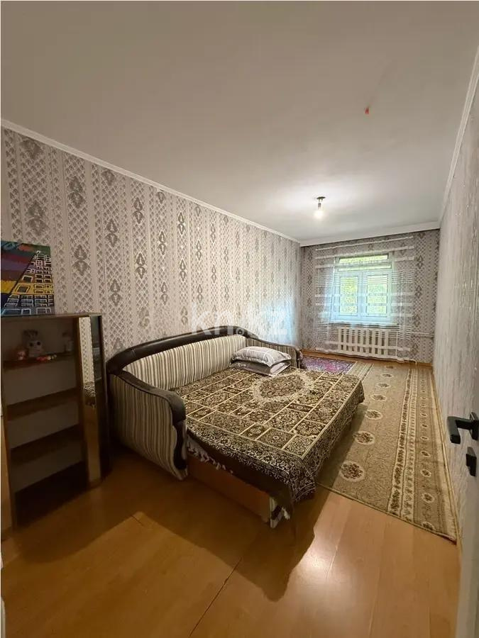 Продажа 3-комнатной квартиры, 58.3 м², ул. Валиханова, дом  13 в Алматы