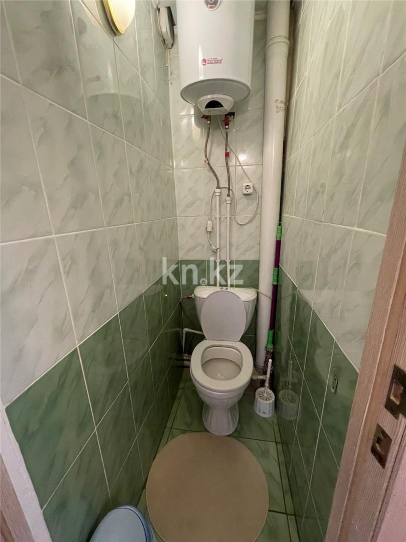 Продажа 3-комнатной квартиры, 62 м², ул. Муканова в Караганде - фото 12
