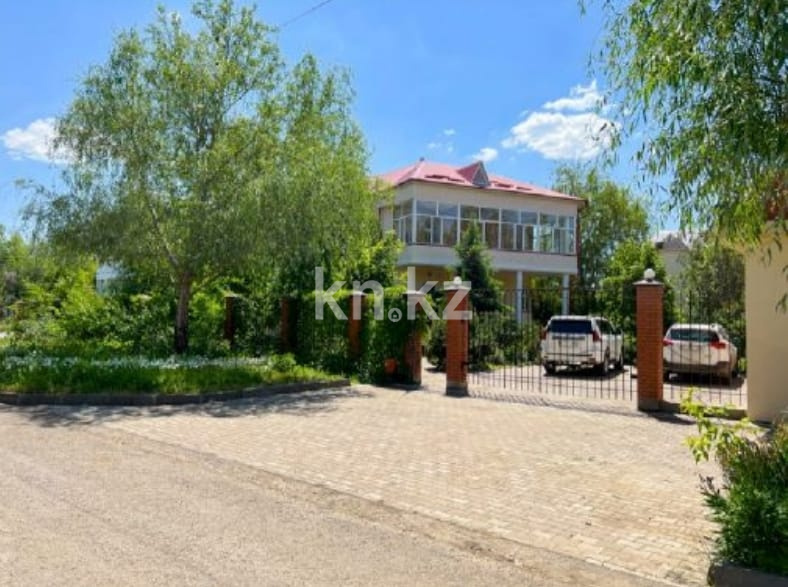 Продажа 7-комнатного дома, 379 м², мкр-н Самал-3 в Уральске - фото 4